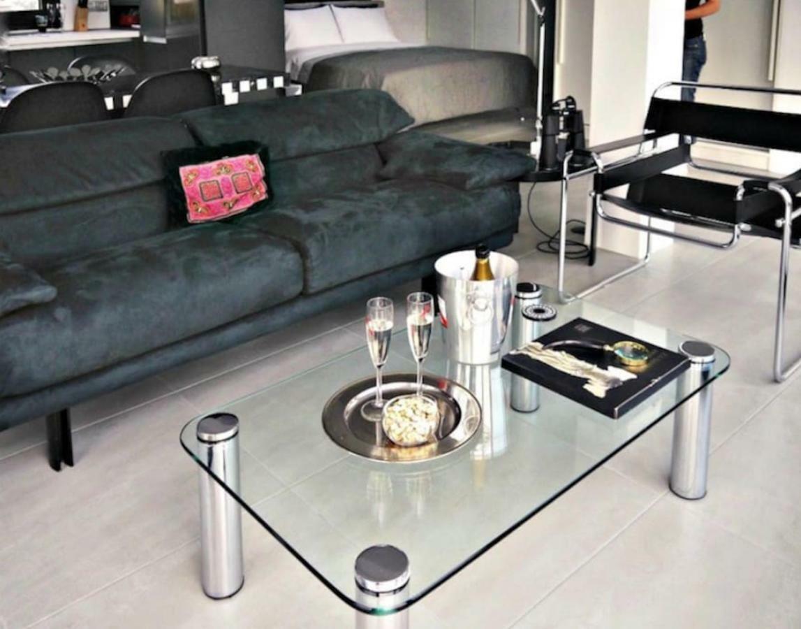Stylish Penthouse With Acropolis And 360 View Lägenhet Aten Exteriör bild